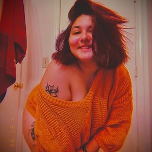 Meet your Posher, Selena